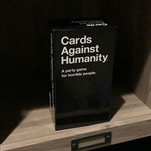Cards against humanity game